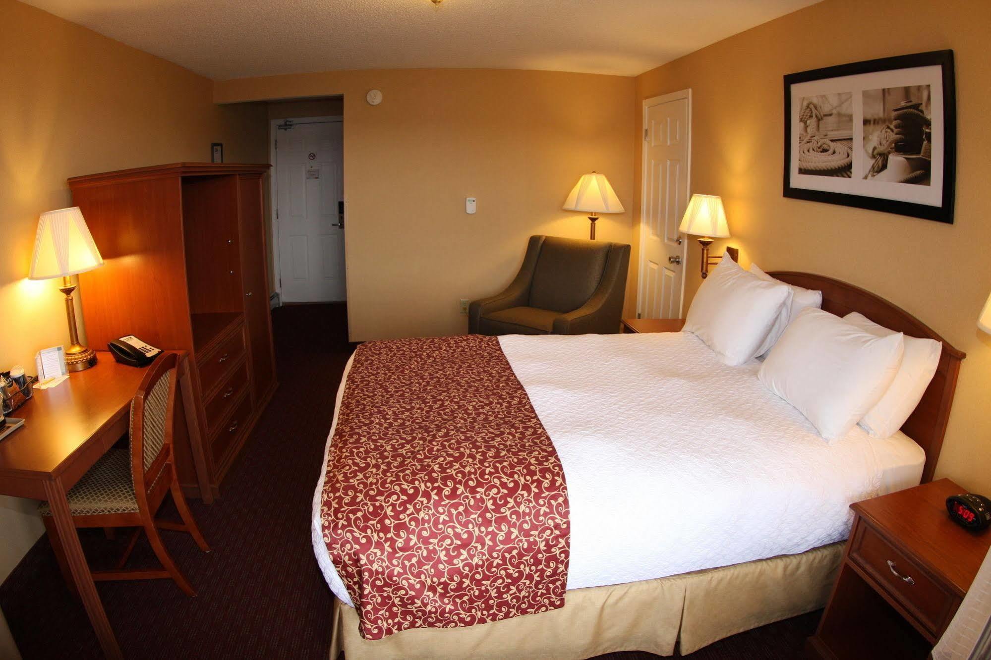 Budget Host Inn & Suites Saint Ignace Ngoại thất bức ảnh